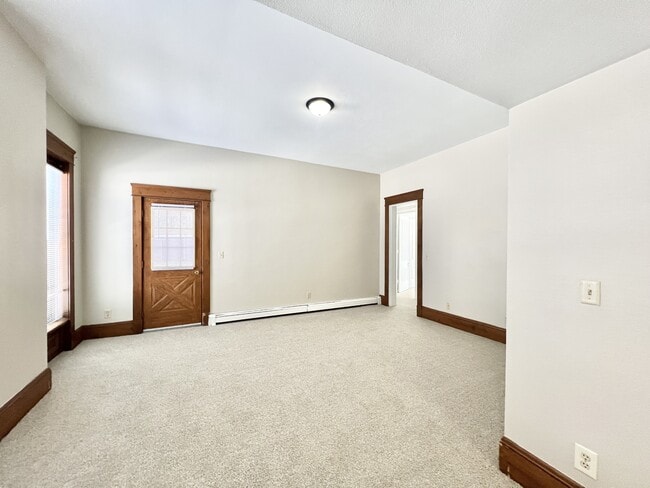 521 E Court St Unit 3