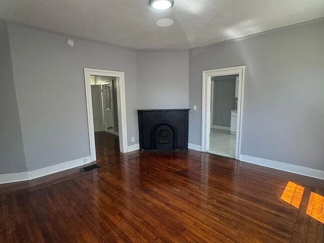 Photo - 5 Gilbert Ave Unit #1