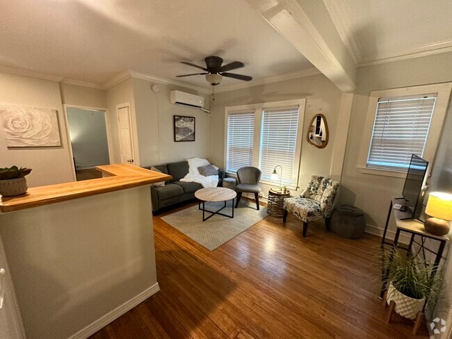 Building Photo - 1108 S Detroit Ave Unit 4A Rental