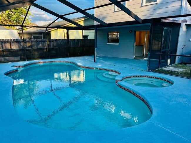 Photo - 1610 Palm Leaf Dr