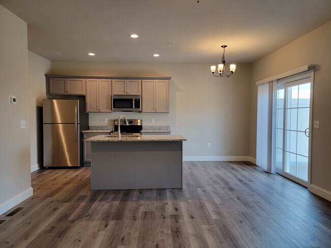 Photo - 256 Sage Blvd