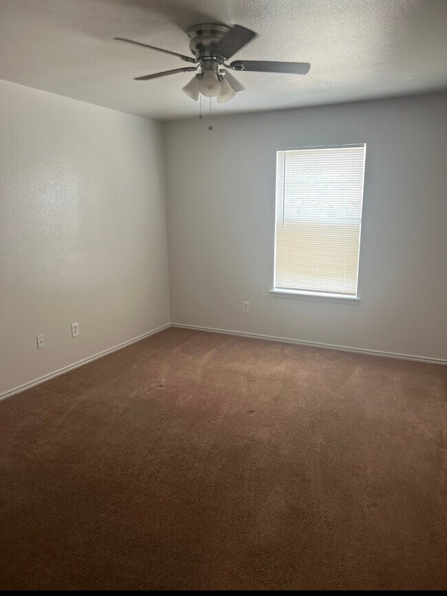 Photo - 7802 Downe Dr