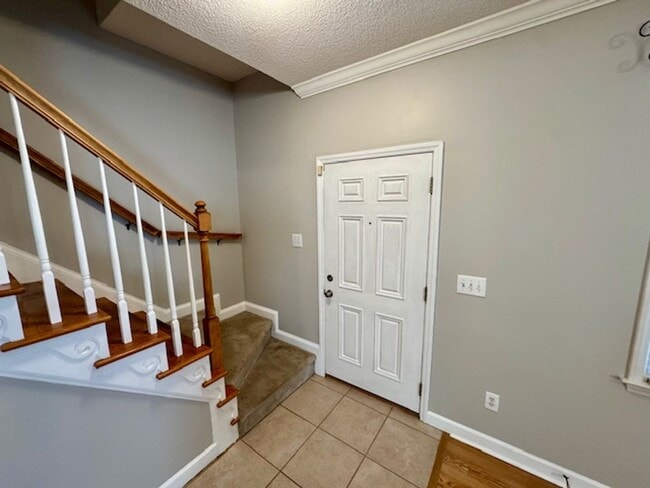 Photo - Elegant 2-Story Townhome with Sunroom & Lu...