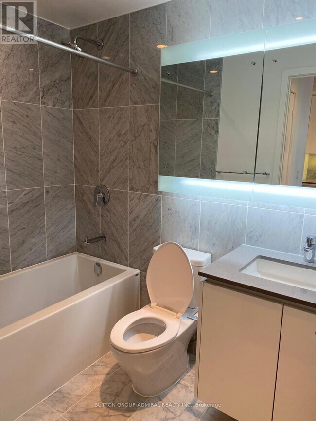 Photo - 115 McMahon Dr Unit 808