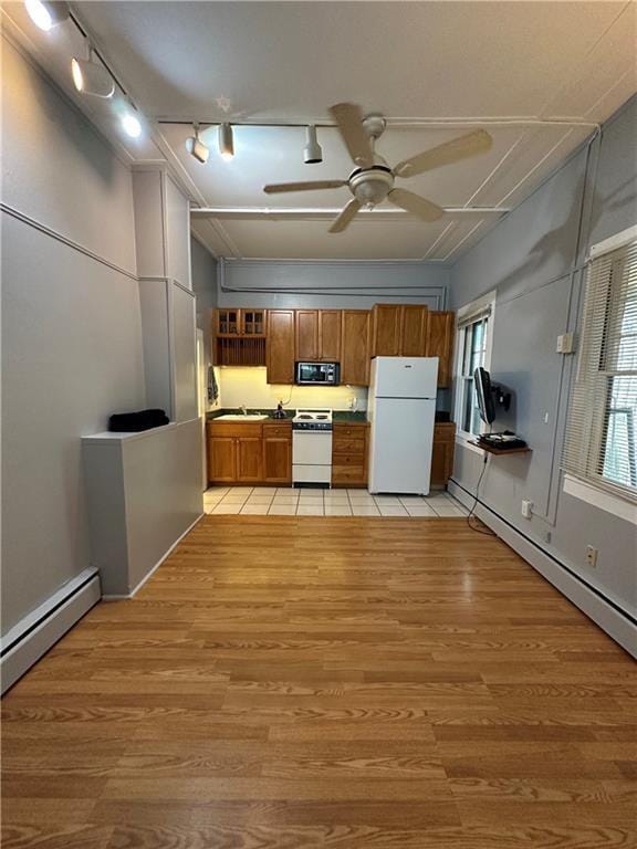 Photo - 438 Wolcott Ave Unit 5 (studio)