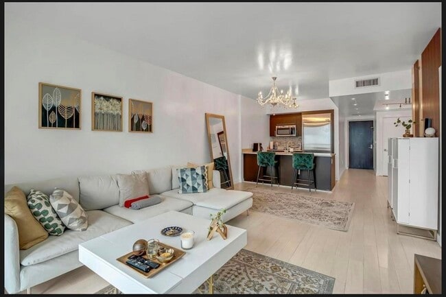 Photo - 500 Brickell Ave Unit 2900