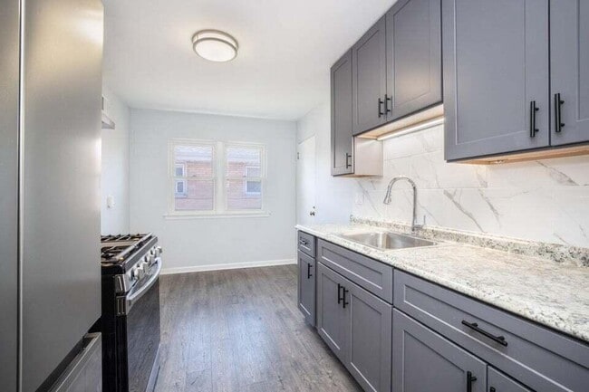 Photo - 3308 S 26th St