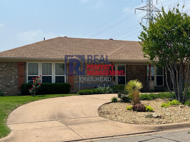 Photo - Great Location - 2 Bed/2 Bath Home with Patio