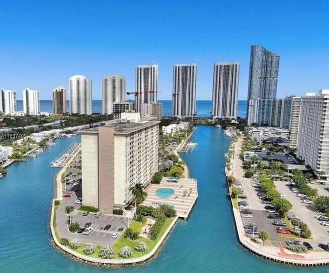 Photo - 400 Kings Point Dr Unit 309