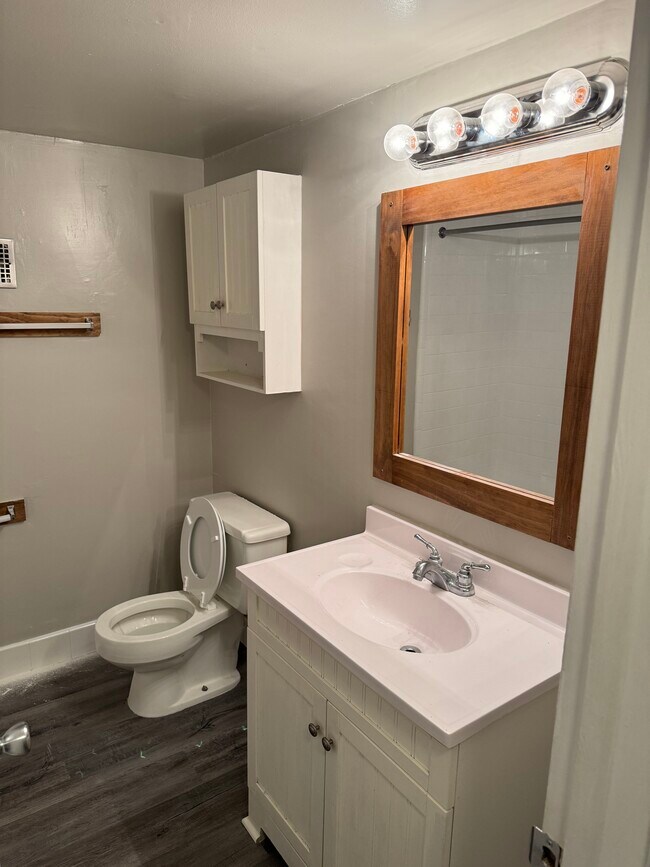 Cardinal Village Apartments For Rent in Jacksonville, NC