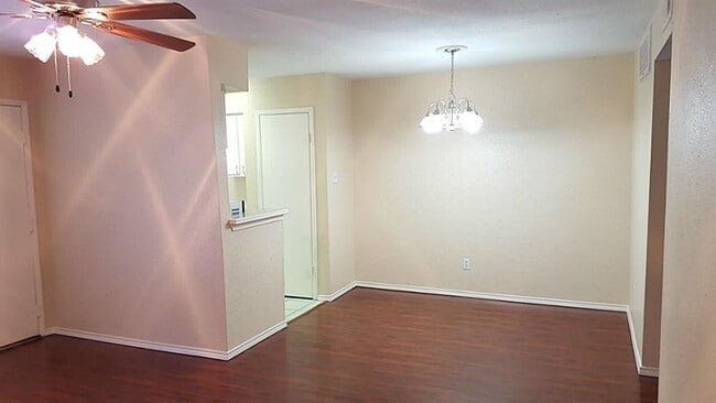 Photo - 6200 Ranchester Dr