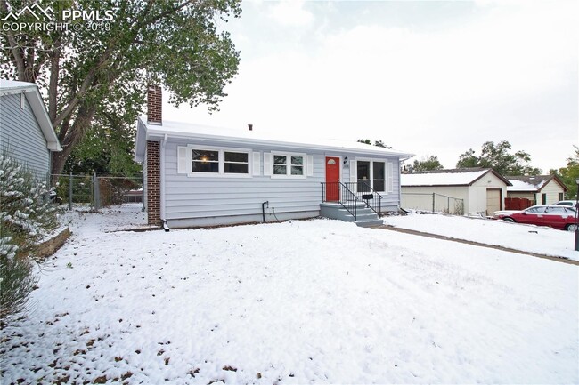 Well maintained ranch home; 5 beds, 2 bath... - Well maintained ranch home; 5 beds, 2 bath...