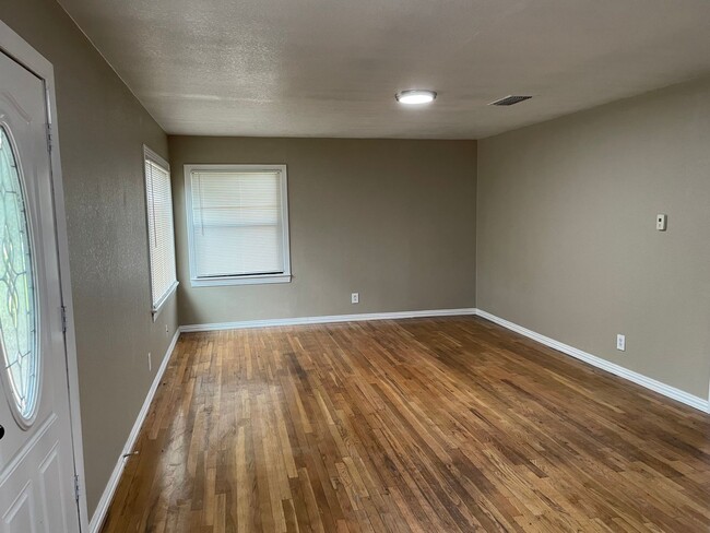 Photo - PRE-LEASE NOW! 2603 33RD STREET