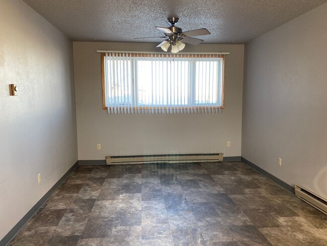 Photo - Beautiful, Spacious 3 bed Condo for Rent