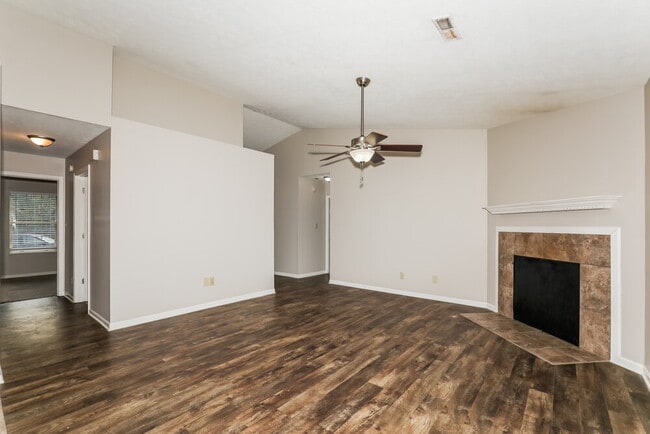 Photo - 5519 Story Ct