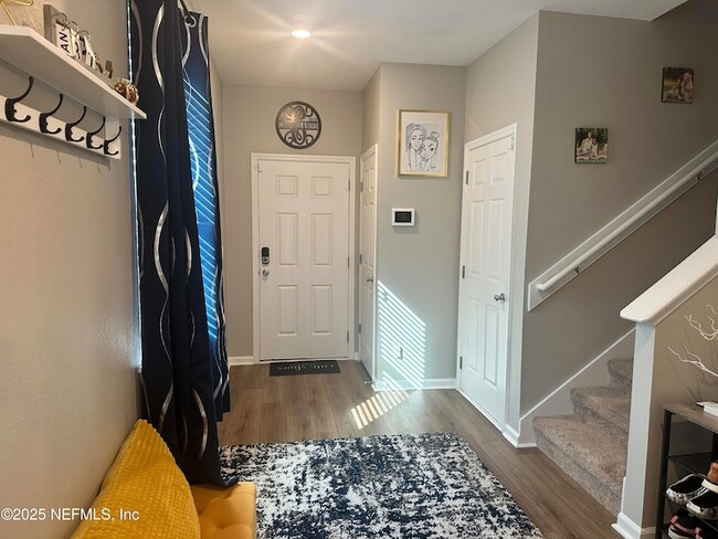 Photo - 9804 Fiddleback Ln