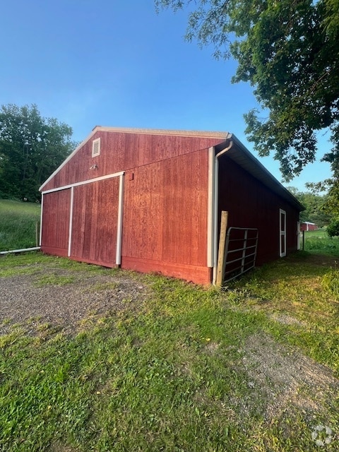Building Photo - 26673 Jelloway Rd Rental