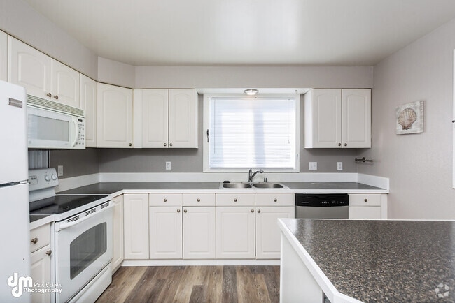 Building Photo - 156 michael CT Unit #2 Rental