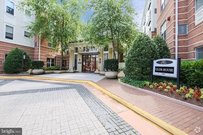Building Photo - 9486 Virginia Center Blvd Unit 316 Rental