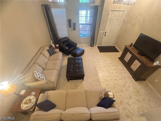 Photo - 11901 Izarra Way