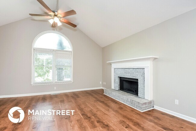 Photo - 19 Widgeon Way SW