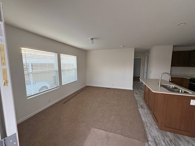 Photo - 1700 S State St