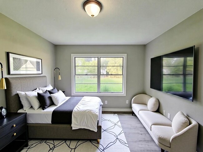 Photo - 4909 Holloway Dr