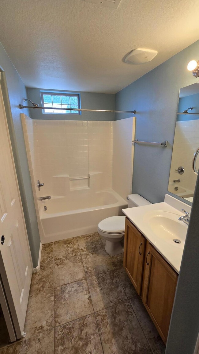 Photo - 16825 N 14th St