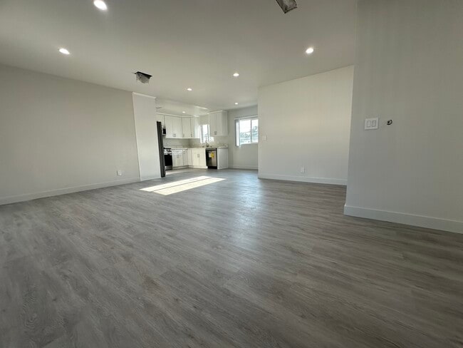 Building Photo - 922 S Shenandoah St Unit 1 Rental