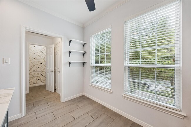 Photo - 4219 Gibson St