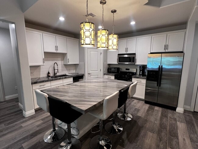 Photo - 945 E Playa del Norte Dr Unit #1018