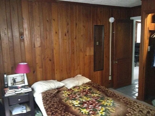 Photo - 2 bedroom 2 bath house near UF