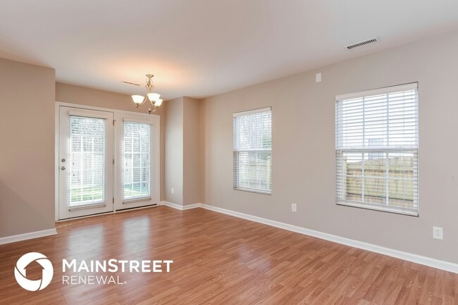 Photo - 157 Bellfare Dr
