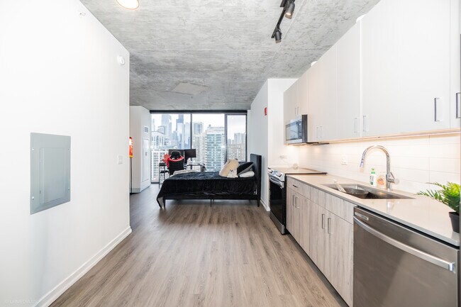 Photo - 808 N Cleveland Ave Unit 1608