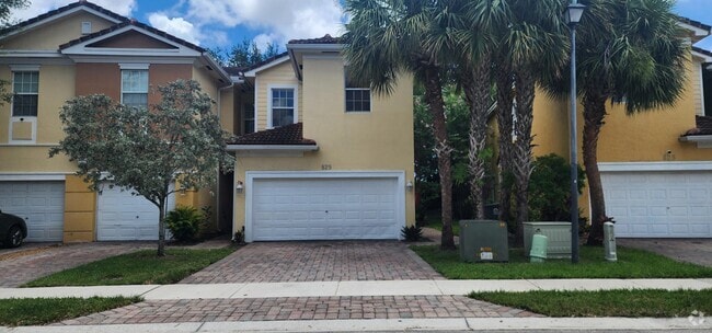 Building Photo - 829 Pipers Cay Dr Rental
