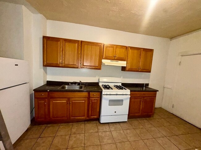 Photo - 20 S Huntington Ave