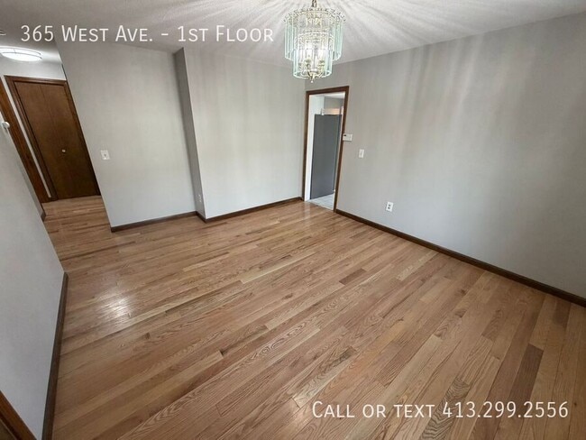 Building Photo - 365 West Ave Unit 1st Floor