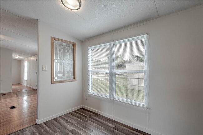 Photo - 1961 Quality Blvd