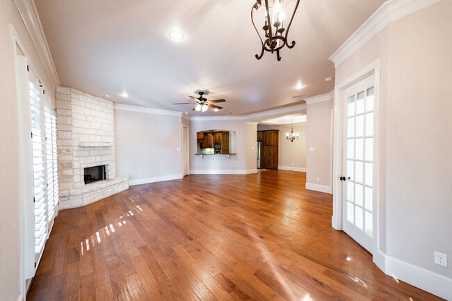 Photo - Luxury Home in Cooper ISD Unidad 18