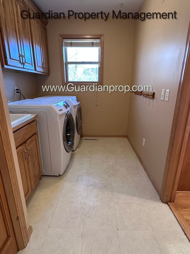 Photo - Brooklyn Park Single Family Home, Office, 3 Car Garage, New Carpet, Large Deck, Available Now