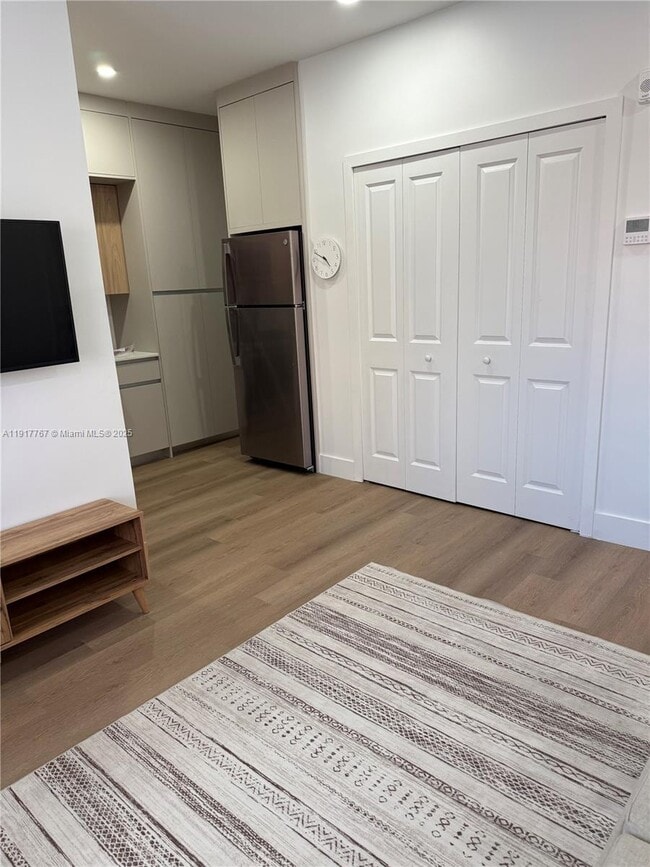 Photo - 1619 Jefferson Ave Unit 307