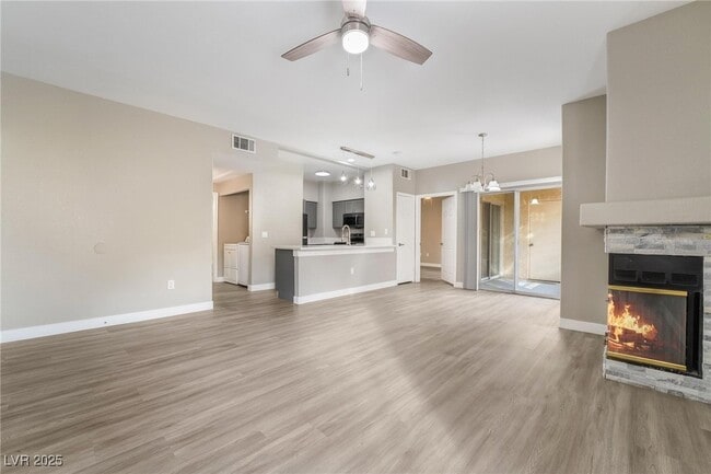 Photo - 2251 Wigwam Pkwy Unidad 1917 Rental