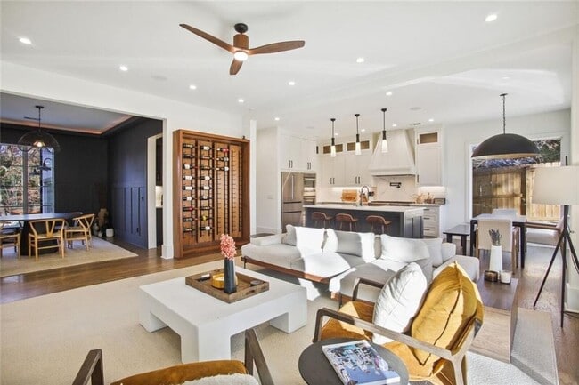 Photo - 3041 Parkridge Dr NE