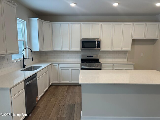 Photo - 16906 Aiken Rdg Cir