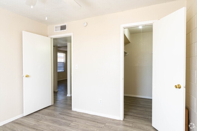 2BR, 1BA - 670SF - Tigua Village- Income Restricted