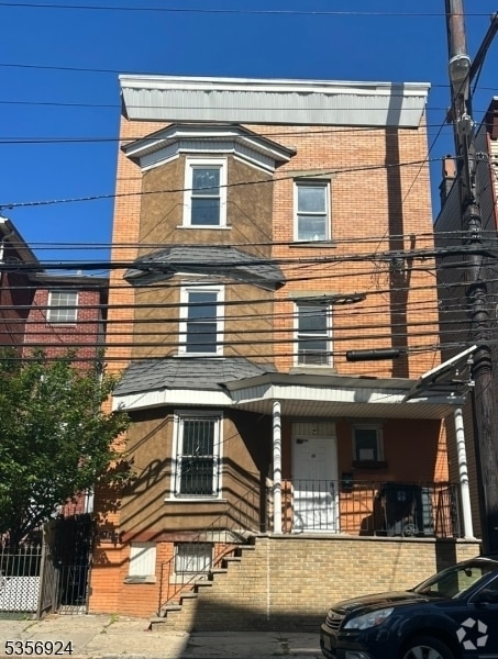Building Photo - 35 Norfolk St Rental