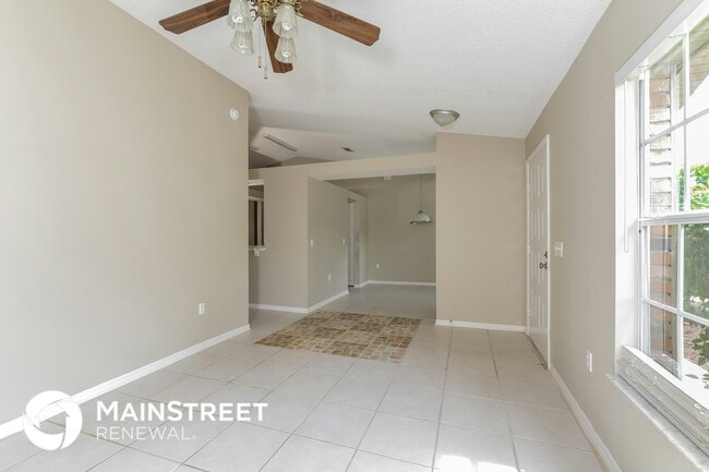 Photo - 2041 Claremont Dr