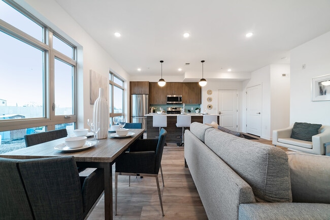 Photo - Kensington Court Flats