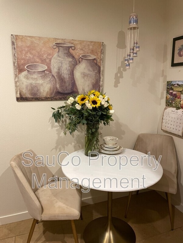 Photo - 8078 NE Miriam Way