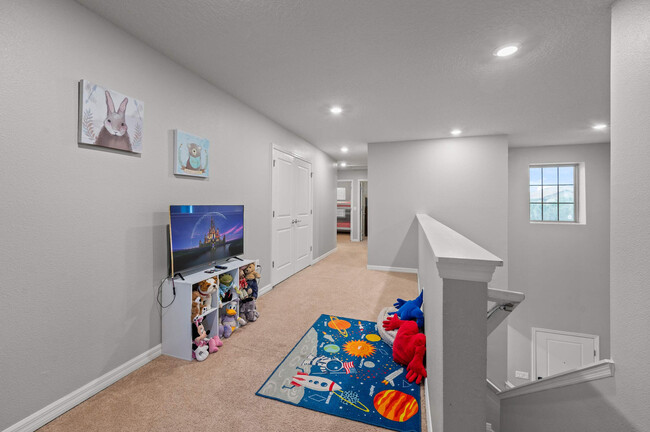 Building Photo - 5552 Misty Oak Cir Rental